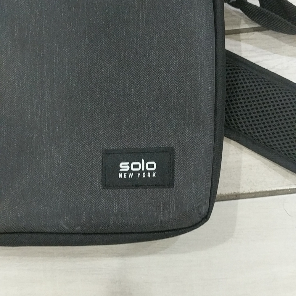 Solo Computer Bag - image 3